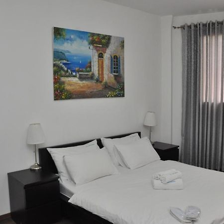 Star Apartments - Petah Tiqwa Petach Tikva Bagian luar foto