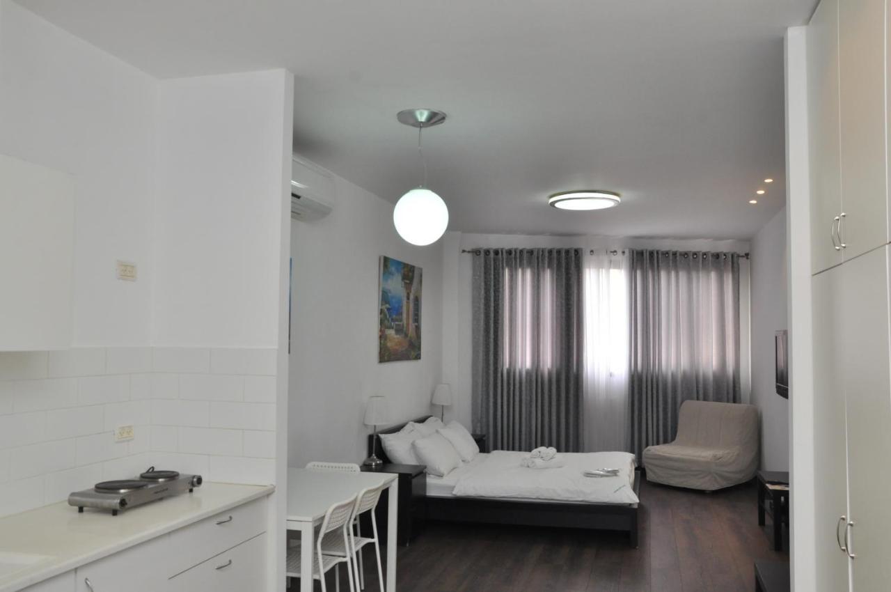Star Apartments - Petah Tiqwa Petach Tikva Bagian luar foto