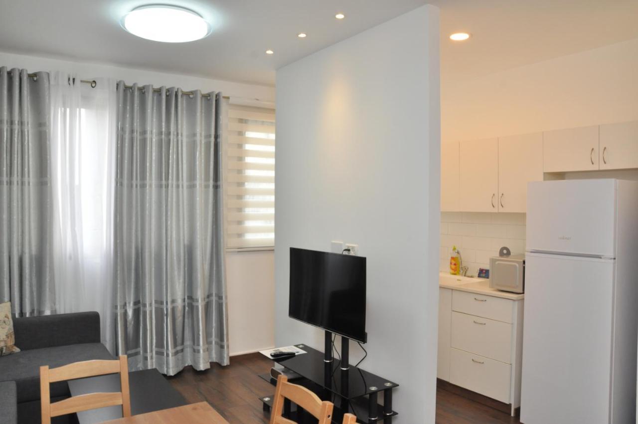 Star Apartments - Petah Tiqwa Petach Tikva Bagian luar foto