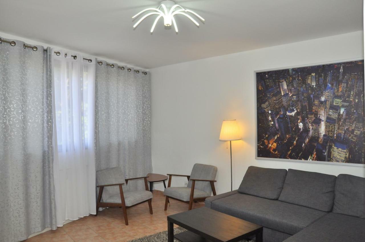 Star Apartments - Petah Tiqwa Petach Tikva Bagian luar foto